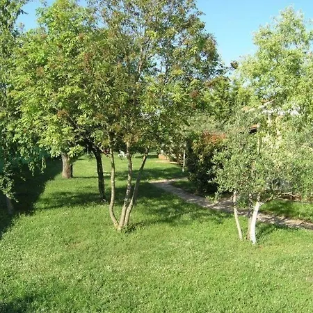 Casa de Férias Mit Pool Und Garten In