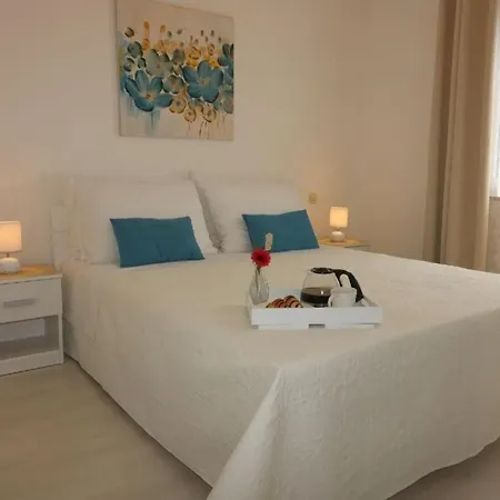 Casa de Férias Mit Pool Und Garten In Poreč